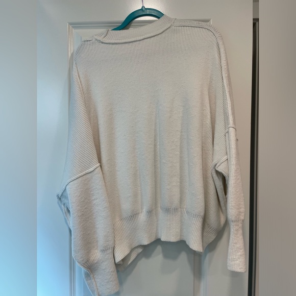 White Free People Sweater - Picture 2 of 5